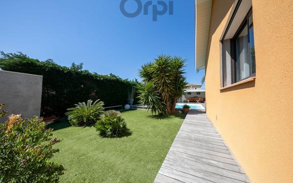 Maison à vendre    5 pièces • 192 m2 Pézilla-la-Rivière