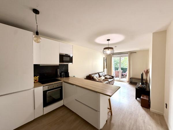 Drancy (93700) 2 Pièces avec balcon et parking, centre-ville