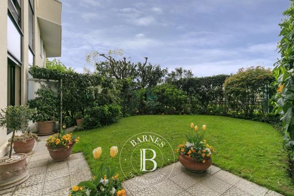 Courbevoie, Appartement 2 Chambres -  93 m² à vendre