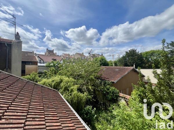 Studio 1 pièce de 24 m² à Saint-Germain-en-Laye (78100)