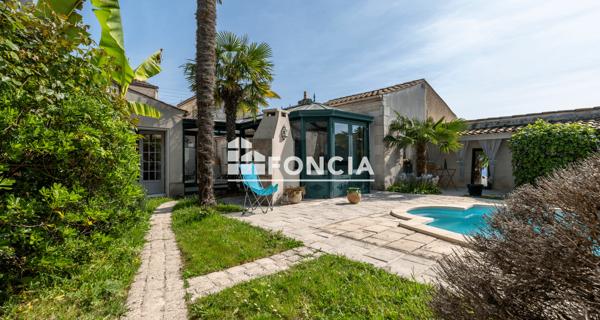 À vendre Maison 6 pièces 160 m² - Rochefort 17300