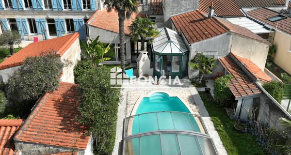 À vendre Maison 6 pièces 160 m² - Rochefort 17300