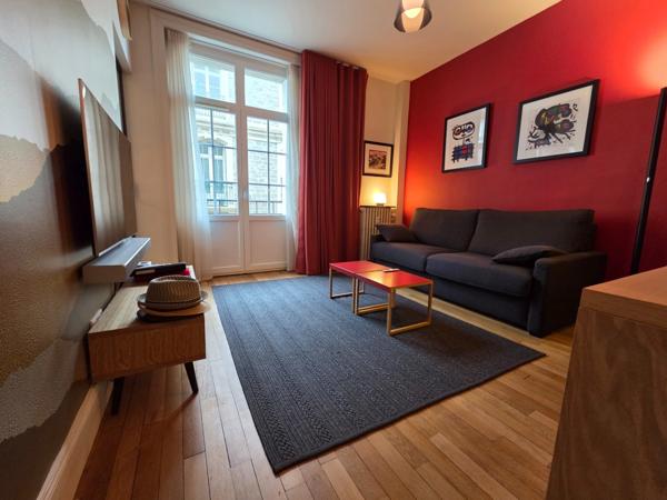 Dinard Ecluse: Appartement de 111m² rénové par un architecte d'intérieur:double séjour,cuisine,3 chambres, 2 salles d'eau