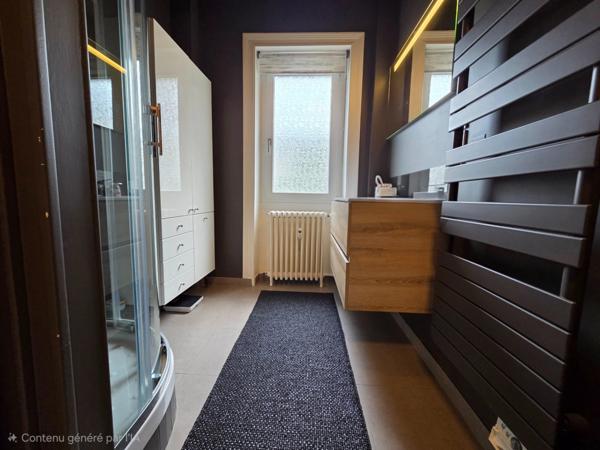 Dinard Ecluse: Appartement de 111m² rénové par un architecte d'intérieur:double séjour,cuisine,3 chambres, 2 salles d'eau