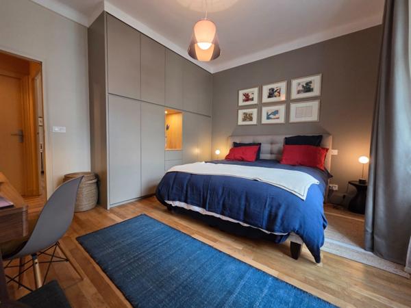 Dinard Ecluse: Appartement de 111m² rénové par un architecte d'intérieur:double séjour,cuisine,3 chambres, 2 salles d'eau