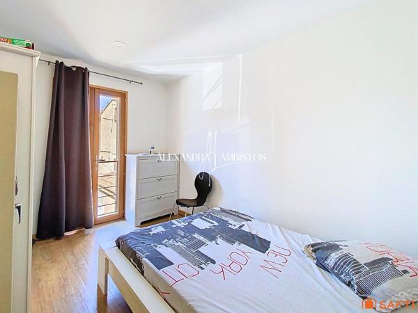 Appartement - 5 pièces - 104m² avec terrasse et garage !