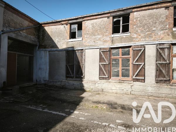 Immeuble à vendre 471 m² Oucques La Nouvelle