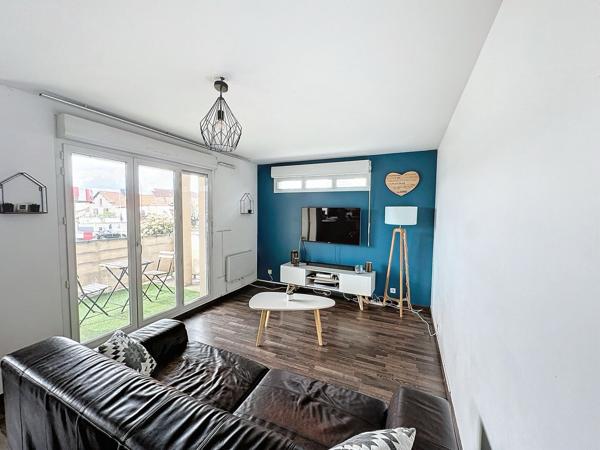 Appartement à Meaux - 3 pièces - 2 chambres - balcon et double places de stationnement