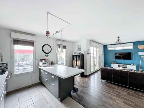 Appartement à Meaux - 3 pièces - 2 chambres - balcon et double places de stationnement