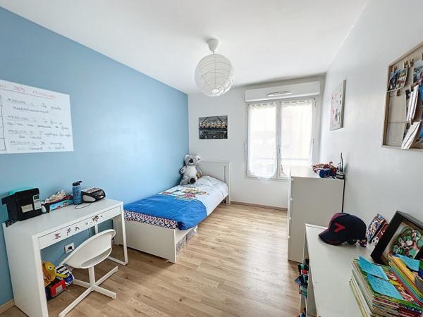 Appartement à Meaux - 3 pièces - 2 chambres - balcon et double places de stationnement