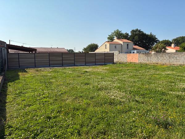 Terrain Saint Philbert De Grand Lieu 600 m2