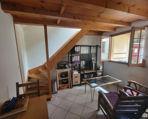 IMMEUBLE IS SUR TILLE 9 Pièces 139 m²