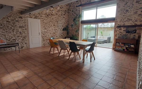 Maison à vendre    5 pièces •  Mormaison