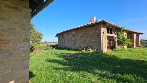 Maison et Pigeonnier à rénover
