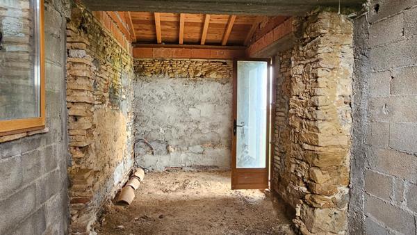 Maison et Pigeonnier à rénover