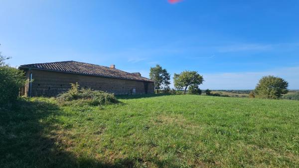Maison et Pigeonnier à rénover
