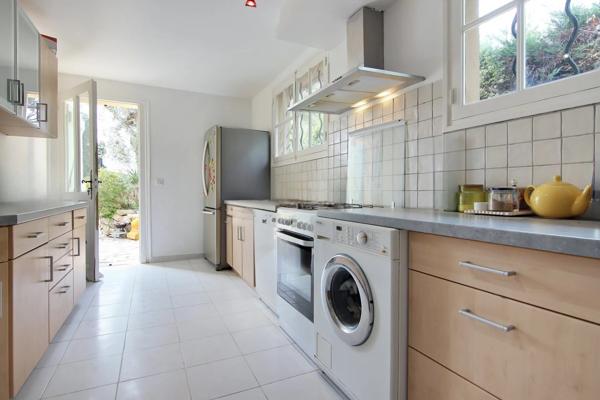 GRASSE SAINT-JACQUES,  Authentique Mas Provençal