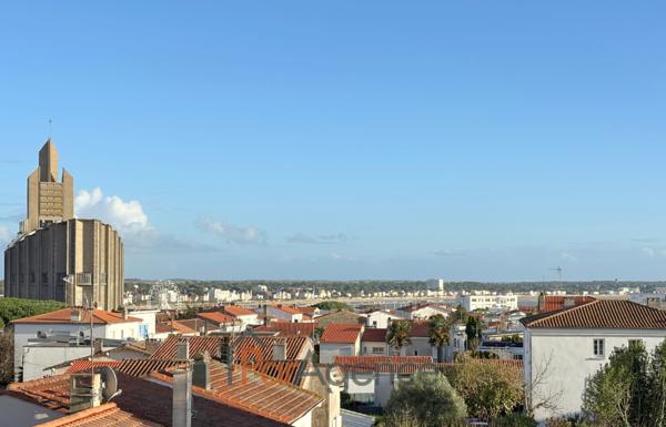 ROYAN CENTRE VILLE APPARTEMENT T5 AVEC APERCU MER