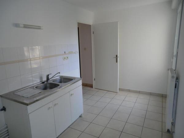 NANCY - APPARTEMENT 3 pièces + PARKING - 76.25 m²