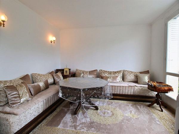 Appartement Avignon 4 pièce(s) 69.27 m2 actuellement loué , bonne rentabilité, proche commodités.