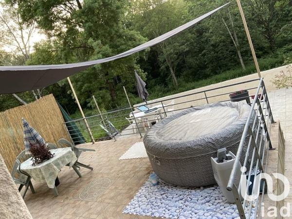 Maison 4 pièces de 94 m² à Audun-le-Tiche (57390)