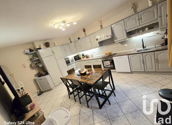 Maison 4 pièces de 94 m² à Audun-le-Tiche (57390)