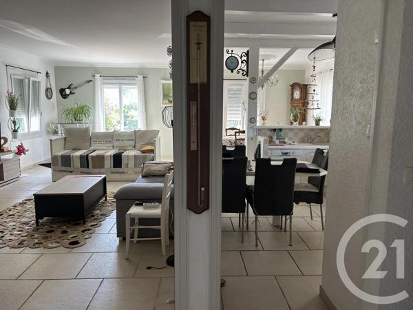 Maison à vendre  6 pièces - 142,01 m 2   PERIGNY  - 17