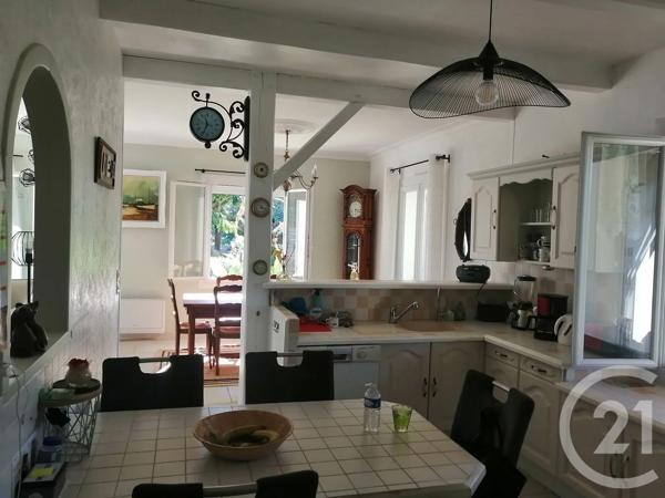 Maison à vendre  6 pièces - 142,01 m 2   PERIGNY  - 17
