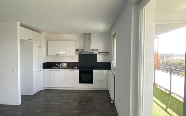 Appartement à louer    3 pièces •  Lingolsheim