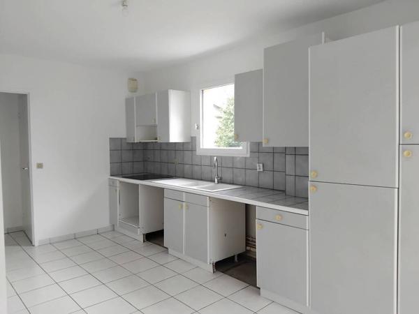 APPARTEMENT T3 A LOUER - SASSENAGE