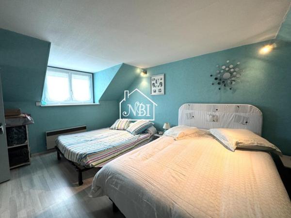 À VENDRE Propriété 5 pièces sur terrain 1300 m2 LAVAL CENTRE