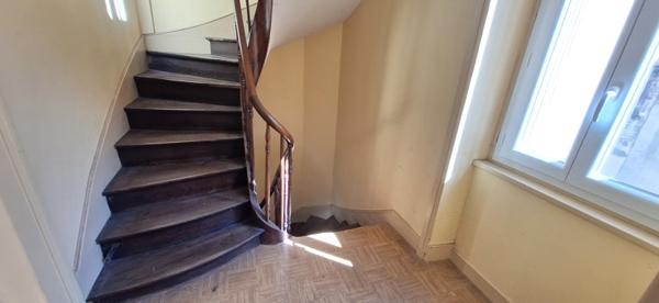 Immeuble à vendre |  Souillac |  120 m²
