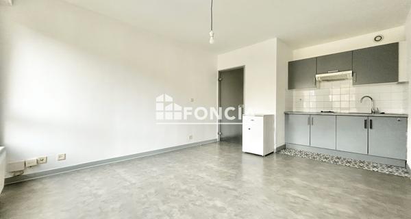 Location Studio 25.01 m² - Metz 57000