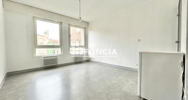 Location Studio 25.01 m² - Metz 57000