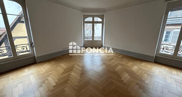 Location Appartement 7 pièces 196.73 m² - Strasbourg 67000