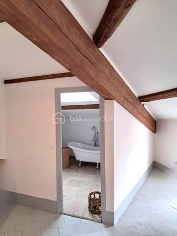 Maison ancienne de 253 m²