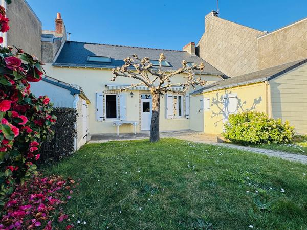 Maison 4 chambres - Guérande Beslon - Gare et commerces à pied,  
Guerande 44350
