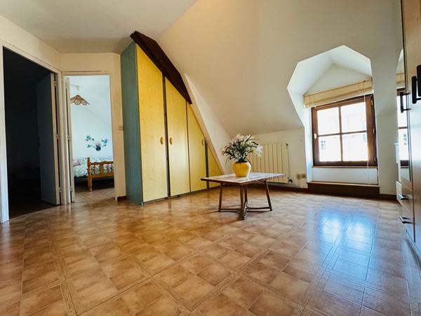 Maison 4 chambres - Guérande Beslon - Gare et commerces à pied,  
Guerande 44350