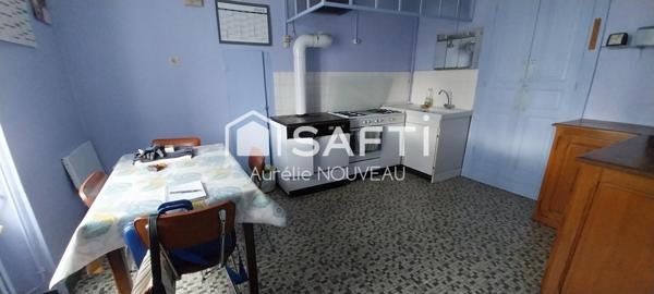 Maison à restaurer, à fort potentiel, nombreuses dépendances