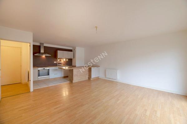 Bruz centre - Appartement 4 pièces - terrasse et jardin - Garage - Exposition SUD