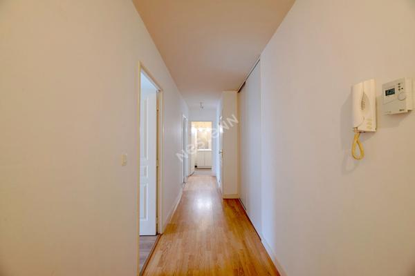 Bruz centre - Appartement 4 pièces - terrasse et jardin - Garage - Exposition SUD