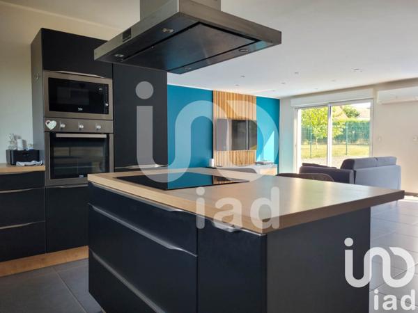 Maison à vendre 5 pièces 117 m² Durdat-Larequille