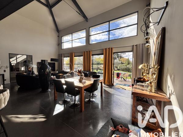 Maison à vendre 5 pièces 228 m² Ucel