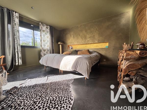 Maison à vendre 5 pièces 228 m² Ucel