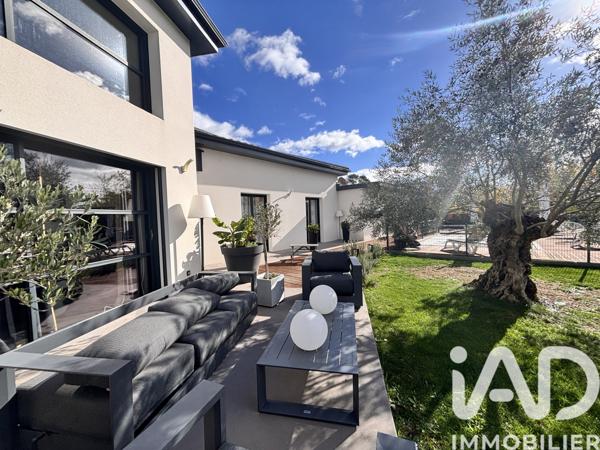 Maison à vendre 5 pièces 228 m² Ucel