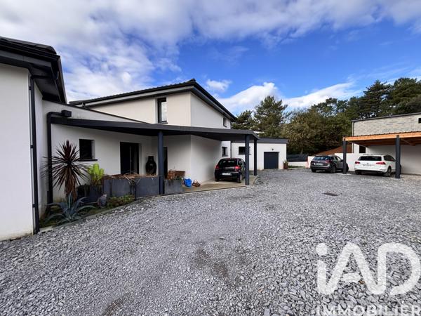 Maison à vendre 5 pièces 228 m² Ucel