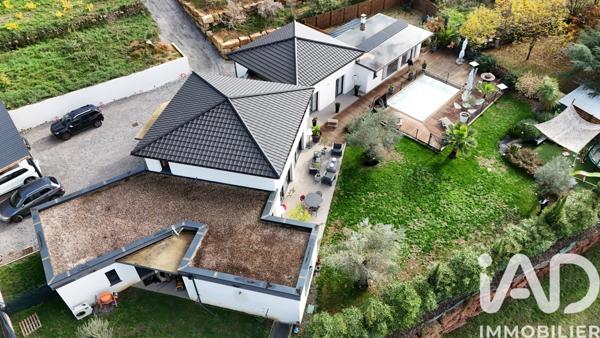 Maison à vendre 5 pièces 228 m² Ucel