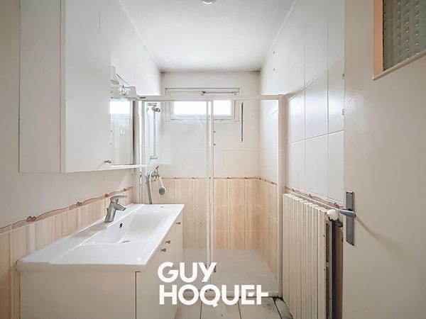 Maison 4 pièces 96.08 m2 / Fort potentiel / Maison de plain-pied / dépendances / 1 500 m² de terrain