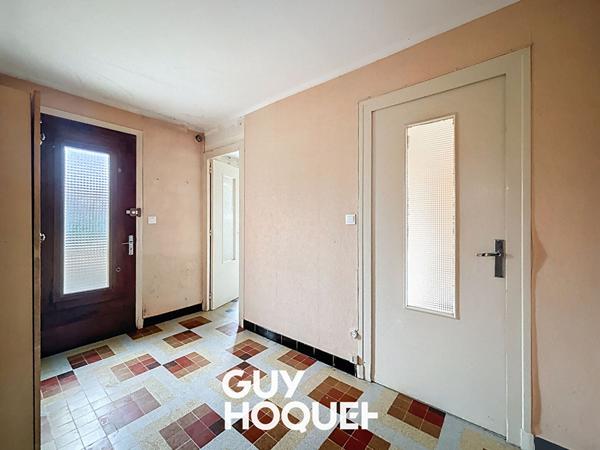 Maison 4 pièces 96.08 m2 / Fort potentiel / Maison de plain-pied / dépendances / 1 500 m² de terrain