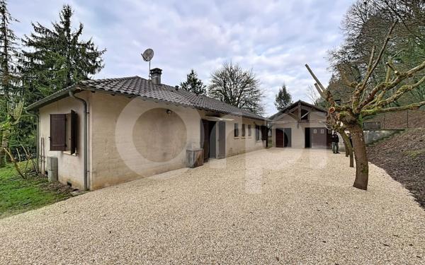 Maison à vendre    4 pièces •  Campsegret